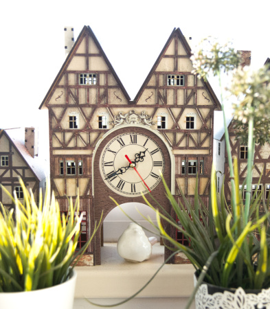 Конструктор Домик Городок Андерсена №6 с часами 08