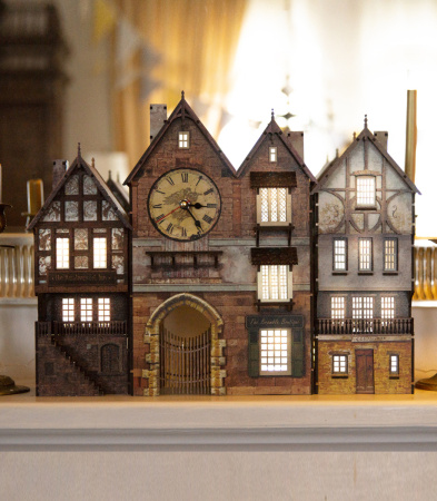 Конструктор Домик Городок Шекспира №2 с часами 07